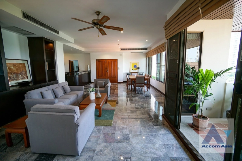 unit 3 Bedrooms  Apartment For Rent & Sale in Sukhumvit, Bangkok  near BTS Phrom Phong (1418031)