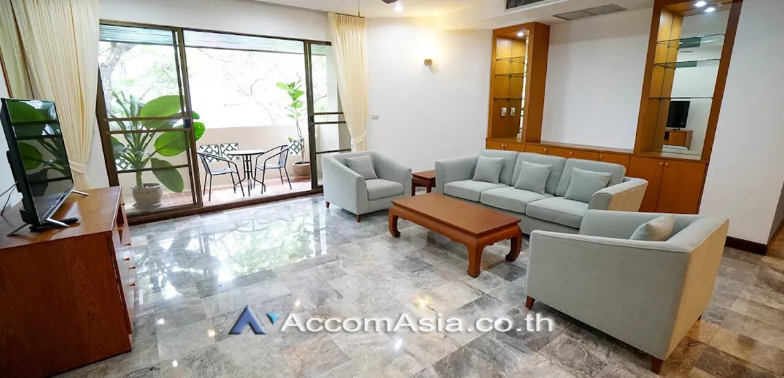 unit 3 Bedrooms  Apartment For Rent in Sukhumvit, Bangkok  near BTS Phrom Phong (1418052)