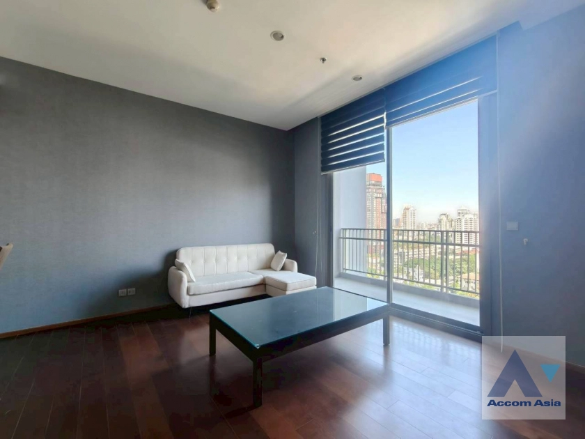 unit 2 Bedrooms  Condominium For Rent & Sale in Sukhumvit, Bangkok  near BTS Thong Lo (1518079)