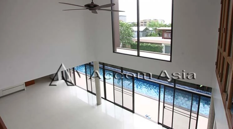 6  3 br House for rent and sale in Sukhumvit ,Bangkok BTS Thong Lo 100058