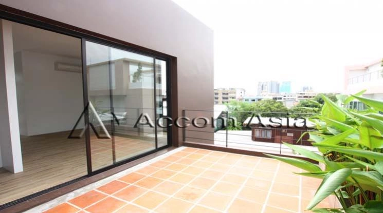 7  3 br House for rent and sale in Sukhumvit ,Bangkok BTS Thong Lo 100058