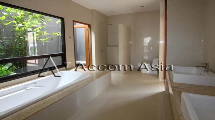 9  3 br House for rent and sale in Sukhumvit ,Bangkok BTS Thong Lo 100058