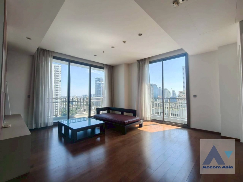 Quattro Thonglor Condominium  2 Bedroom for Sale & Rent BTS Thong Lo in Sukhumvit Bangkok