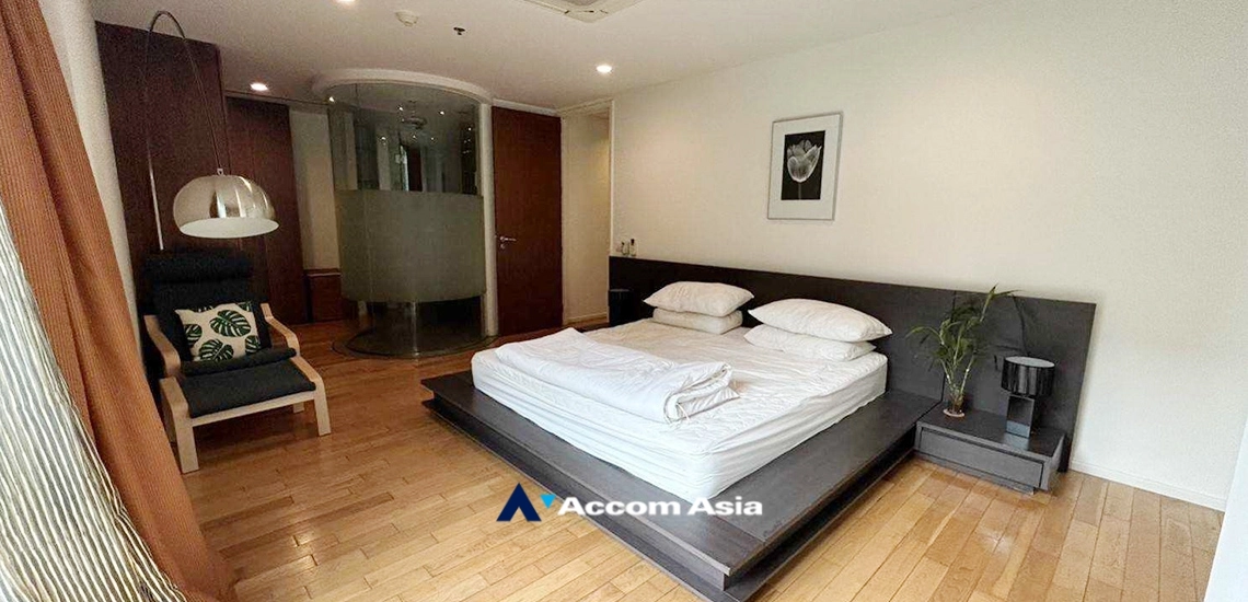 9  3 br Condominium For Rent in Silom ,Bangkok BTS Sala Daeng - MRT Silom at The Legend Saladaeng 1518098