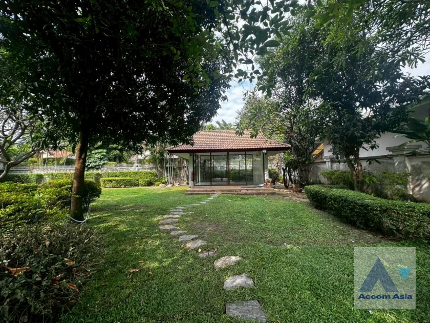 37  4 br House for rent and sale in New Phetchaburi ,Bangkok ARL Ramkhamhaeng 1918121