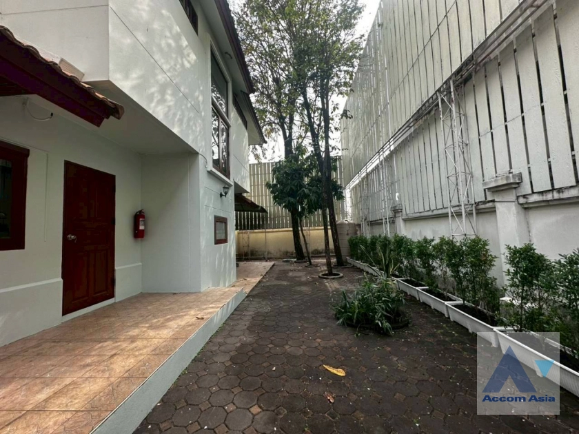 41  4 br House for rent and sale in New Phetchaburi ,Bangkok ARL Ramkhamhaeng 1918121