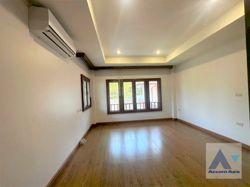 18  4 br House for rent and sale in New Phetchaburi ,Bangkok ARL Ramkhamhaeng 1918121