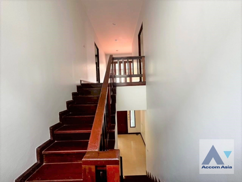12  4 br House for rent and sale in New Phetchaburi ,Bangkok ARL Ramkhamhaeng 1918121