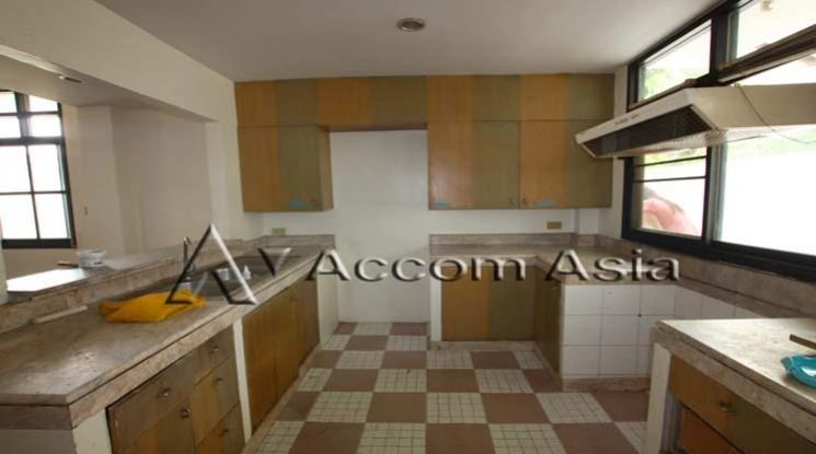 4  3 br House For Rent in Sukhumvit ,Bangkok BTS Phrom Phong 1718124