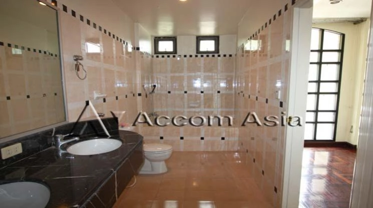 8  3 br House For Rent in Sukhumvit ,Bangkok BTS Phrom Phong 1718124