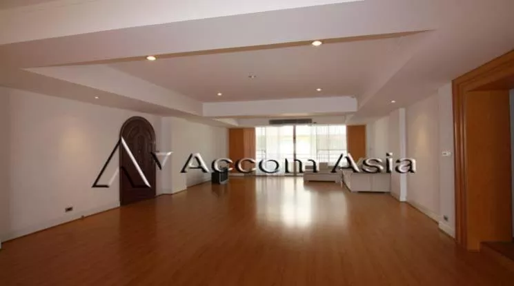  Children Dreaming Place Apartment  3 Bedroom for Rent BTS Phrom Phong in Sukhumvit Bangkok