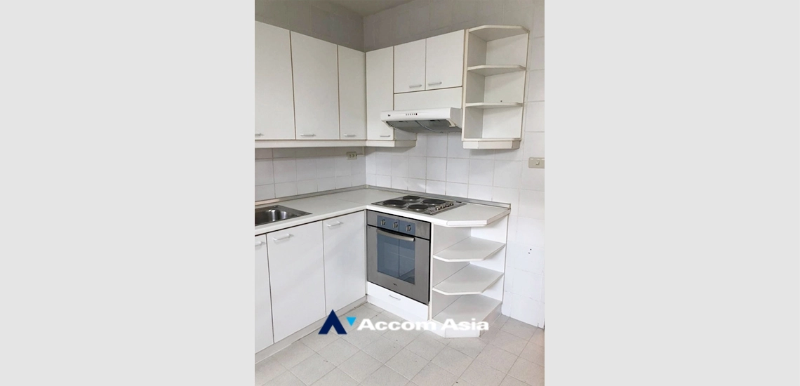 4  3 br Apartment For Rent in Ploenchit ,Bangkok BTS Chitlom at Privacy Low Rise 1418152
