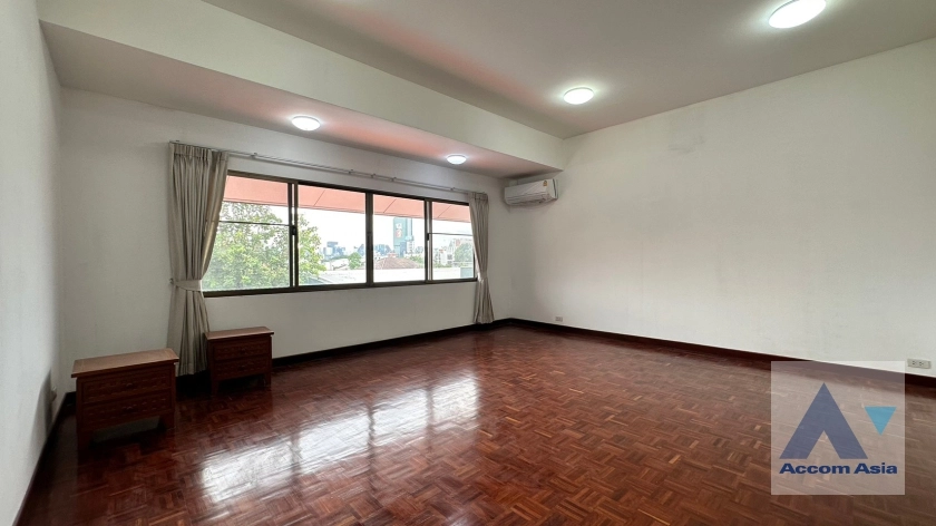 16  3 br Townhouse For Rent in Phaholyothin ,Bangkok BTS Ari at Townhouse Phaholyothin 1818217