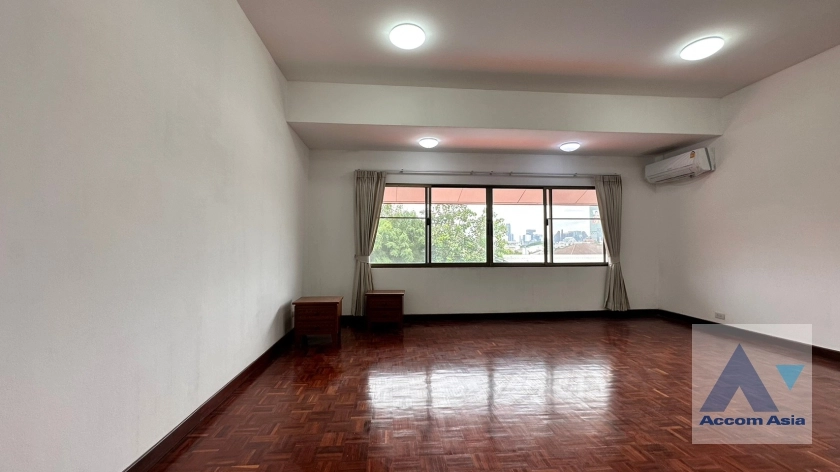 18  3 br Townhouse For Rent in Phaholyothin ,Bangkok BTS Ari at Townhouse Phaholyothin 1818217