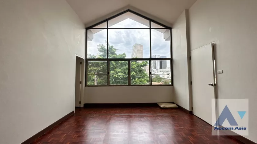 13  3 br Townhouse For Rent in Phaholyothin ,Bangkok BTS Ari at Townhouse Phaholyothin 1818219