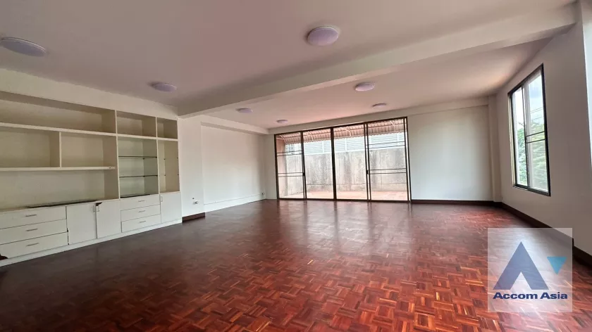17  3 br Townhouse For Rent in Phaholyothin ,Bangkok BTS Ari at Townhouse Phaholyothin 1818219