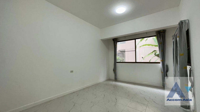 4  3 br Townhouse For Rent in Phaholyothin ,Bangkok BTS Ari at Townhouse Phaholyothin 1818220