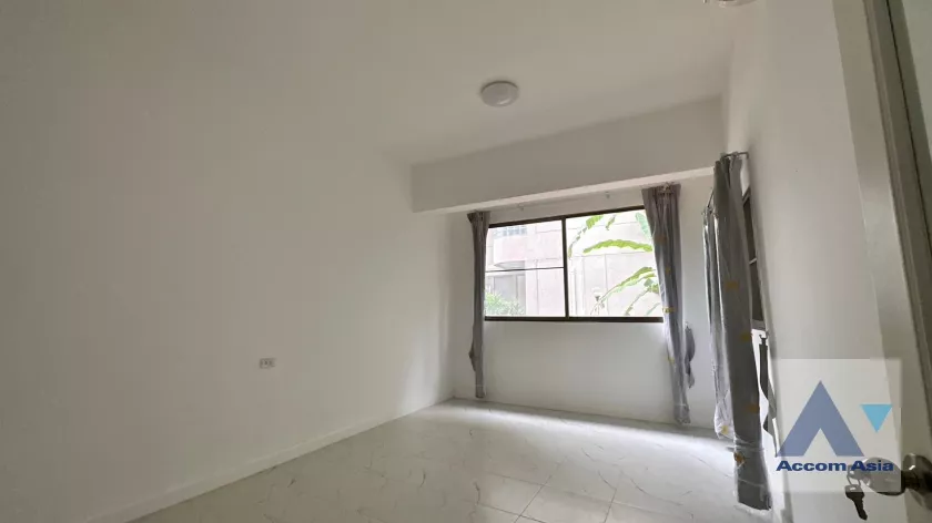 5  3 br Townhouse For Rent in Phaholyothin ,Bangkok BTS Ari at Townhouse Phaholyothin 1818220