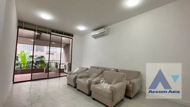 7  3 br Townhouse For Rent in Phaholyothin ,Bangkok BTS Ari at Townhouse Phaholyothin 1818220