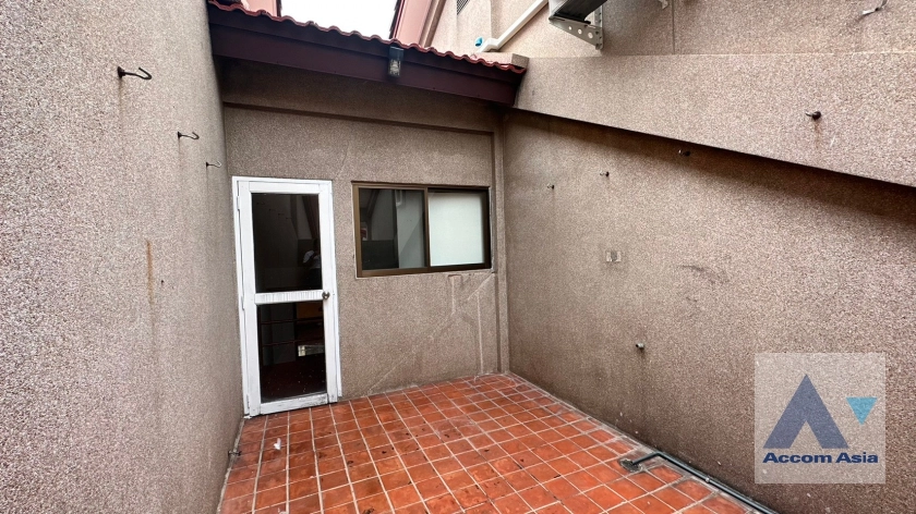 28  3 br Townhouse For Rent in Phaholyothin ,Bangkok BTS Ari at Townhouse Phaholyothin 1818220