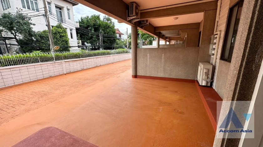 30  3 br Townhouse For Rent in Phaholyothin ,Bangkok BTS Ari at Townhouse Phaholyothin 1818220