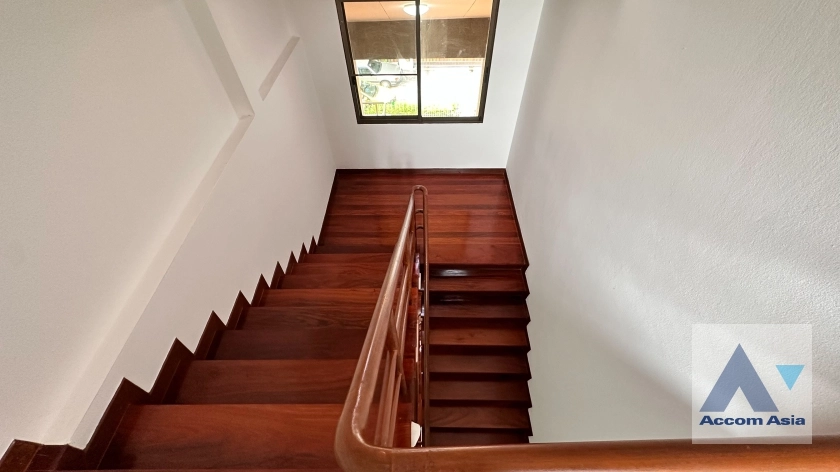 9  3 br Townhouse For Rent in Phaholyothin ,Bangkok BTS Ari at Townhouse Phaholyothin 1818221