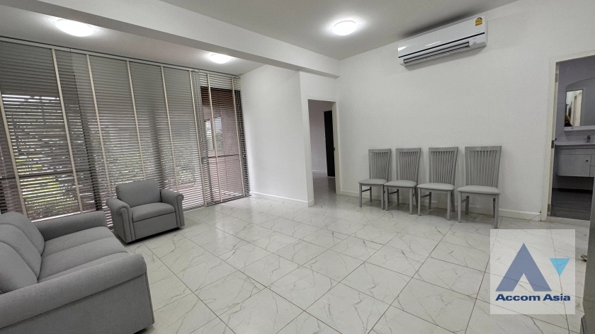  1  3 br Townhouse For Rent in Phaholyothin ,Bangkok BTS Ari at Townhouse Phaholyothin 1818221