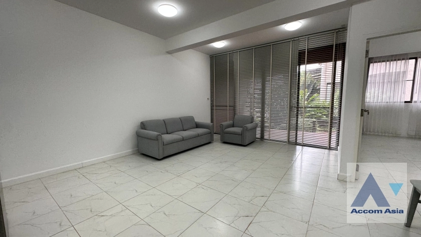  1  3 br Townhouse For Rent in Phaholyothin ,Bangkok BTS Ari at Townhouse Phaholyothin 1818221