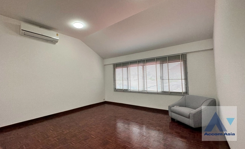 11  3 br Townhouse For Rent in Phaholyothin ,Bangkok BTS Ari at Townhouse Phaholyothin 1818221