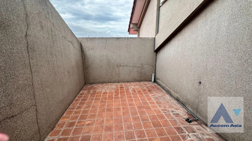 17  3 br Townhouse For Rent in Phaholyothin ,Bangkok BTS Ari at Townhouse Phaholyothin 1818221