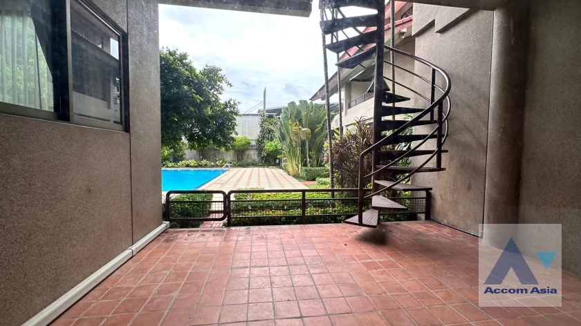 6  6 br Townhouse For Rent in Phaholyothin ,Bangkok BTS Ari at Townhouse Phaholyothin 1818222