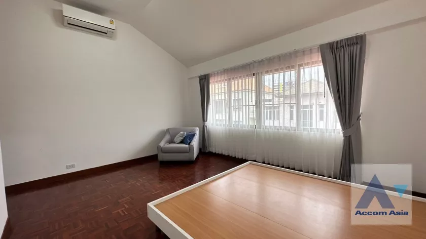 15  3 br Townhouse For Rent in Phaholyothin ,Bangkok BTS Ari at Townhouse Phaholyothin 1818222