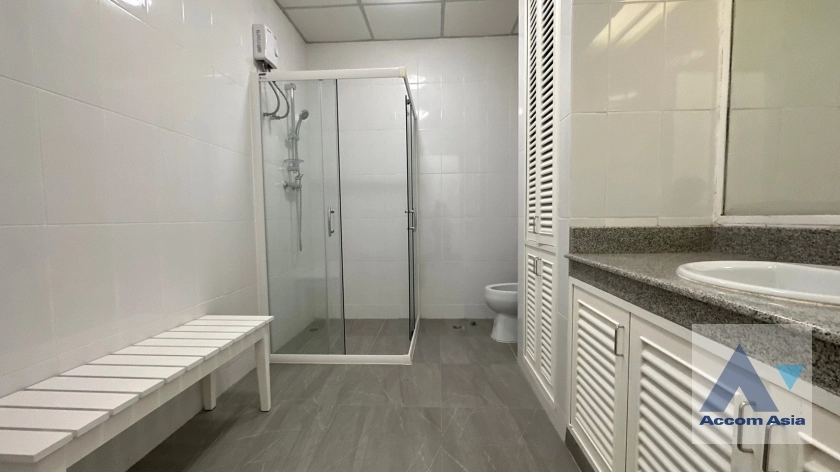 37  6 br Townhouse For Rent in Phaholyothin ,Bangkok BTS Ari at Townhouse Phaholyothin 1818222