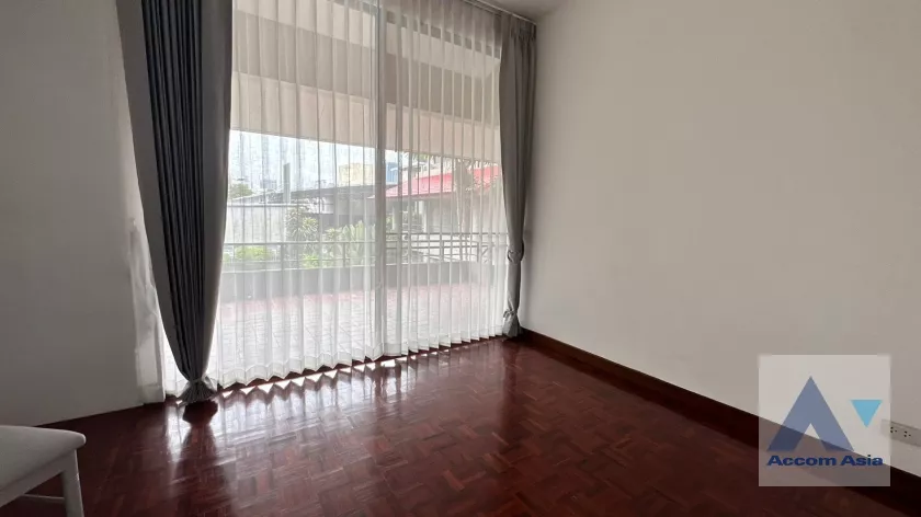 19  3 br Townhouse For Rent in Phaholyothin ,Bangkok BTS Ari at Townhouse Phaholyothin 1818222