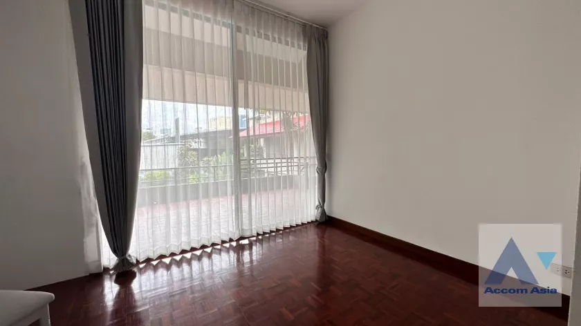 20  3 br Townhouse For Rent in Phaholyothin ,Bangkok BTS Ari at Townhouse Phaholyothin 1818222