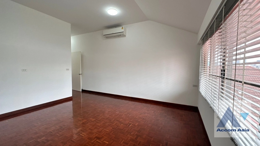 29  6 br Townhouse for rent and sale in Phaholyothin ,Bangkok BTS Ari at Townhouse Phaholyothin 1818223