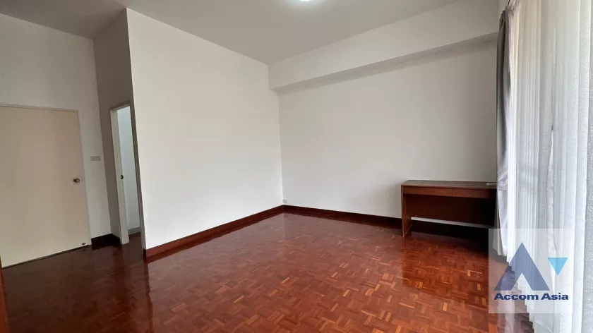 32  3 br Townhouse For Rent in Phaholyothin ,Bangkok BTS Ari at Townhouse Phaholyothin 1818223