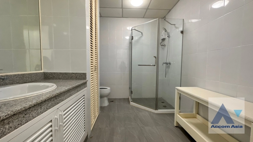 41  6 br Townhouse for rent and sale in Phaholyothin ,Bangkok BTS Ari at Townhouse Phaholyothin 1818223