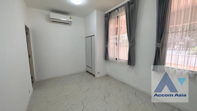 11  3 br Townhouse For Rent in Phaholyothin ,Bangkok BTS Ari at Townhouse Phaholyothin 1818223