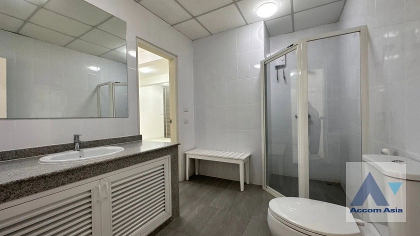 42  6 br Townhouse for rent and sale in Phaholyothin ,Bangkok BTS Ari at Townhouse Phaholyothin 1818223