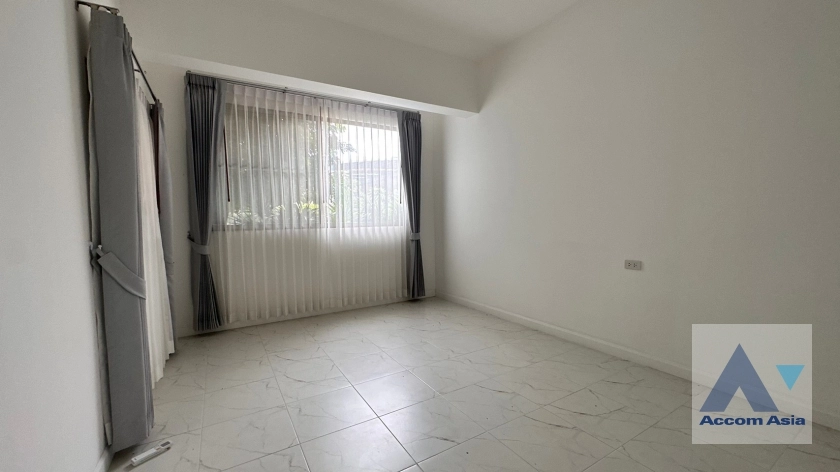 16  6 br Townhouse for rent and sale in Phaholyothin ,Bangkok BTS Ari at Townhouse Phaholyothin 1818223