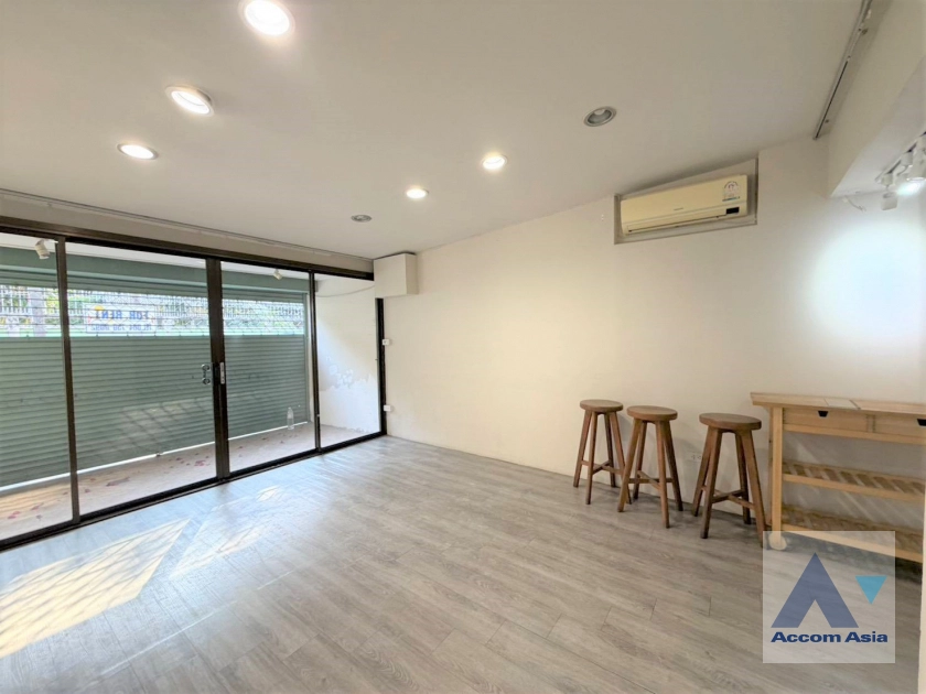 5  2 br House for rent and sale in Sukhumvit ,Bangkok BTS Thong Lo 1718226