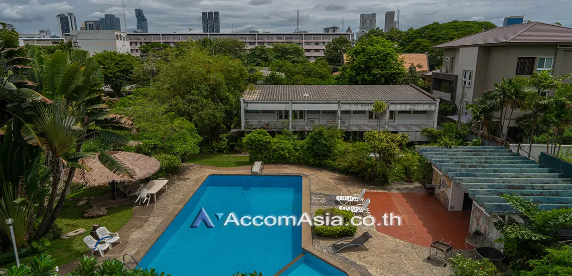 13  4 br Apartment For Rent in Sathorn ,Bangkok BTS Chong Nonsi at Pool and Greenery 10157
