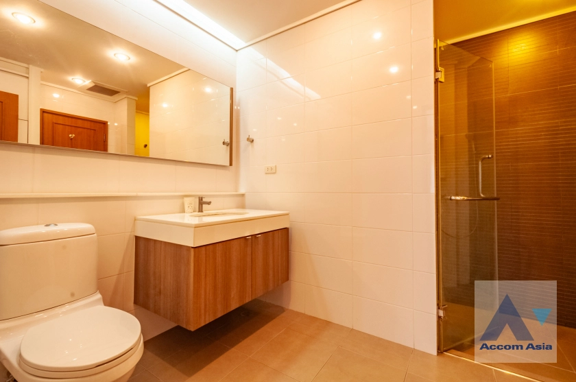 15  3 br Apartment for rent and sale in Sukhumvit ,Bangkok BTS Asok - MRT Sukhumvit at The Greenery Low rise 1518237