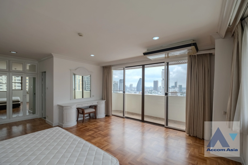 8  4 br Apartment For Rent in Sukhumvit ,Bangkok BTS Phrom Phong at Pet friendly - High rise Apartment in Phrom Phong 1418246