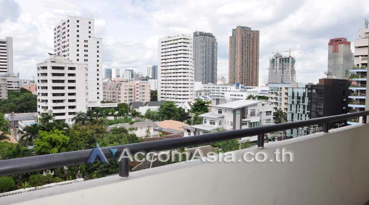 4  3 br Apartment For Rent in Sukhumvit ,Bangkok BTS Nana at Comfortable and Fully Furnished Apartment near BTS 1418284