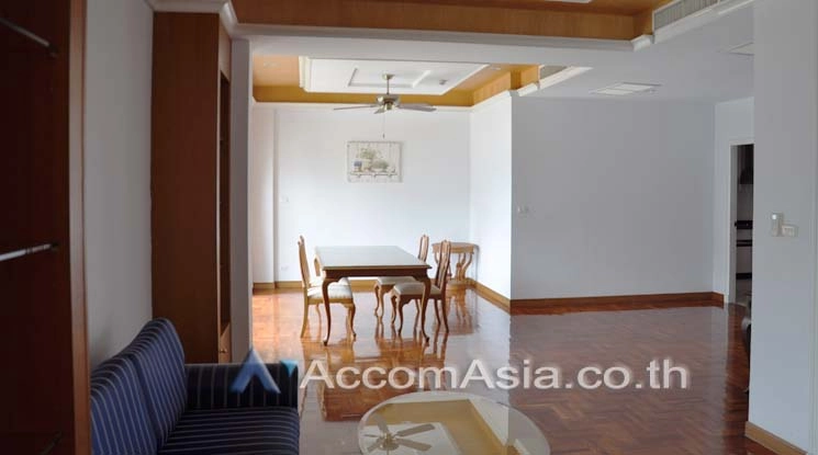 5  3 br Apartment For Rent in Sukhumvit ,Bangkok BTS Nana at Comfortable and Fully Furnished Apartment near BTS 1418284