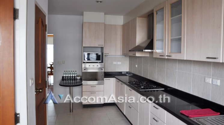 8  3 br Apartment For Rent in Sukhumvit ,Bangkok BTS Nana at Comfortable and Fully Furnished Apartment near BTS 1418284