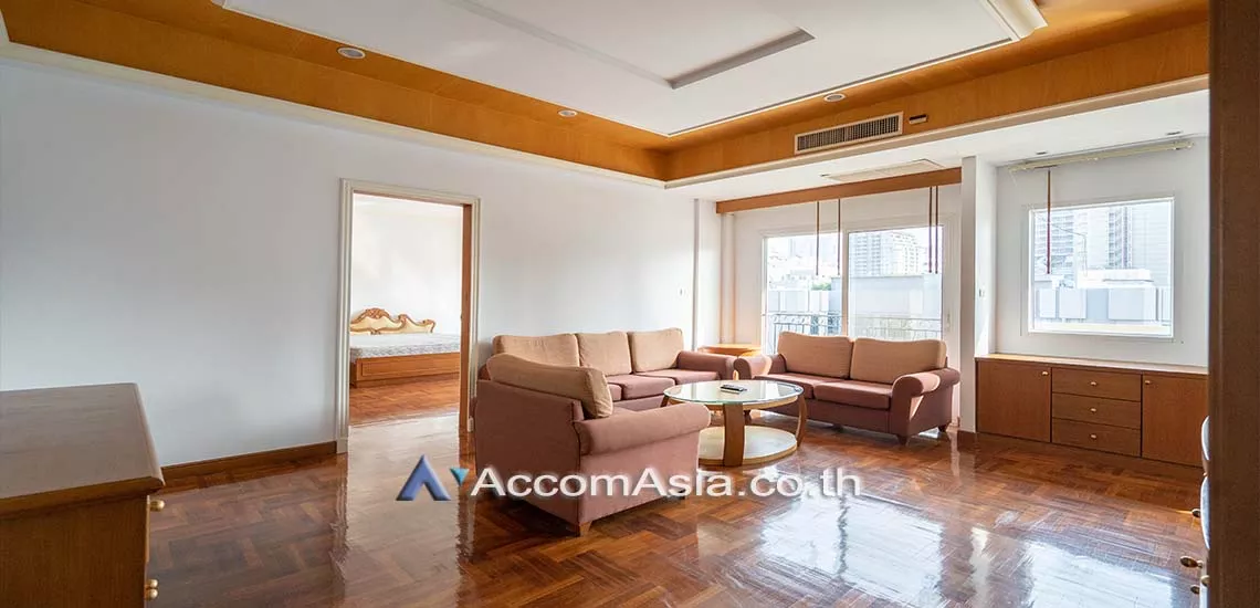 Pet friendly |  3 Bedrooms  Apartment For Rent in Sukhumvit, Bangkok  near BTS Nana (1418285)