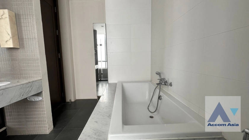 19  3 br Apartment For Rent in Sukhumvit ,Bangkok BTS Thong Lo at Comfort Residence in Thonglor 1418287